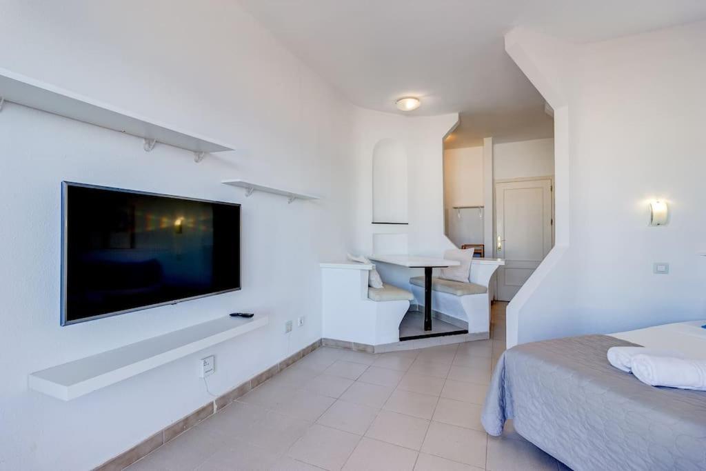 Bonito Estudio Playa Paraiso Con Vista Al Mar By Paramount Holidays Costa Adeje  Bagian luar foto